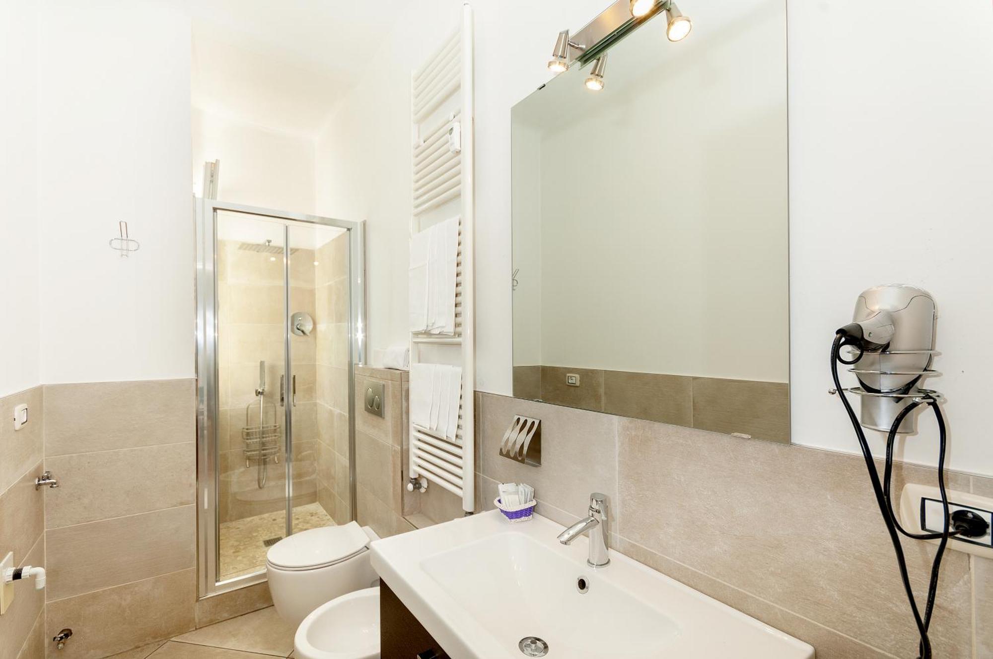 La Camera Bologna-Stazione Affittaly Rooms Exterior photo