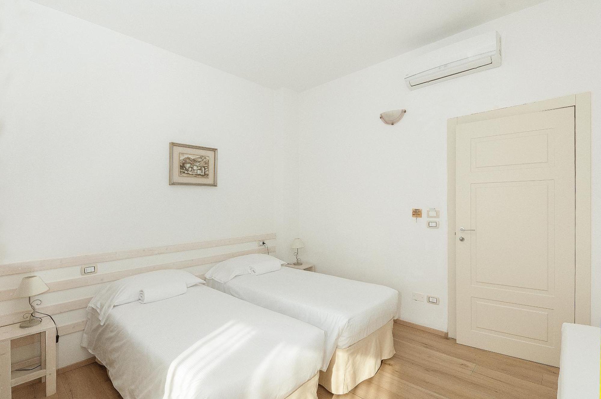 La Camera Bologna-Stazione Affittaly Rooms Exterior photo