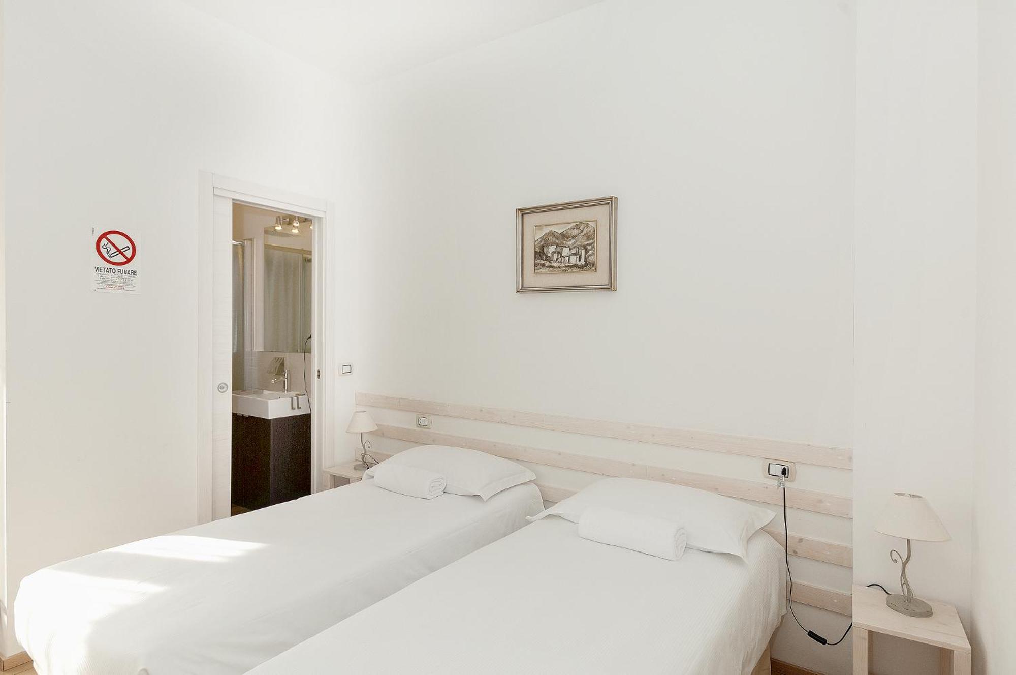 La Camera Bologna-Stazione Affittaly Rooms Exterior photo