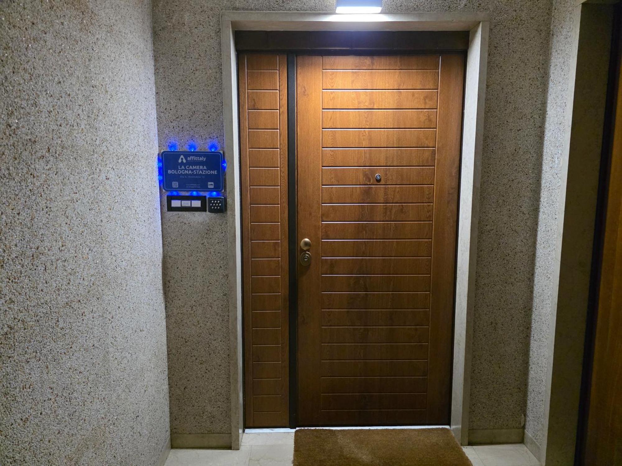 La Camera Bologna-Stazione Affittaly Rooms Exterior photo